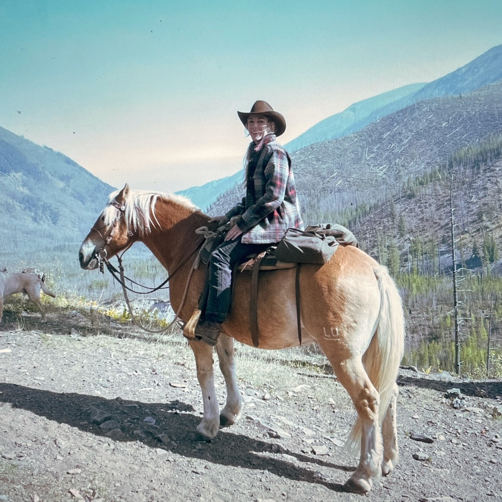 Meet your Posher, Sara